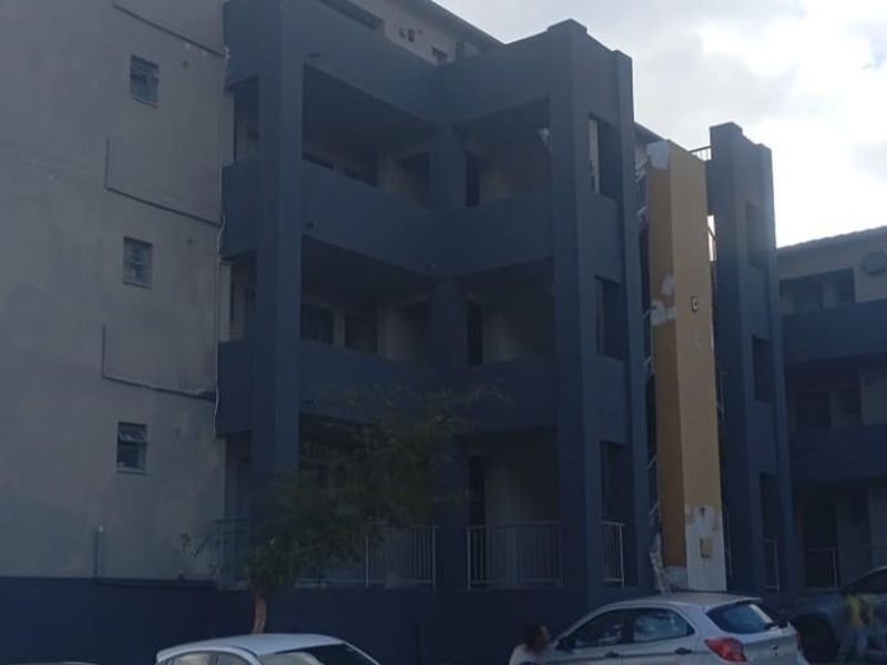 Apartment For Sale in Jabulani, Soweto - Photo 2