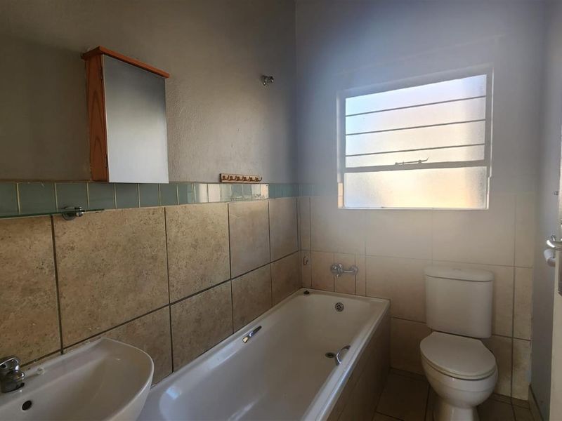 1 Bedroom apartment For Sale in Brenthurst, Brakpan PRICE REDUCED - Photo 5