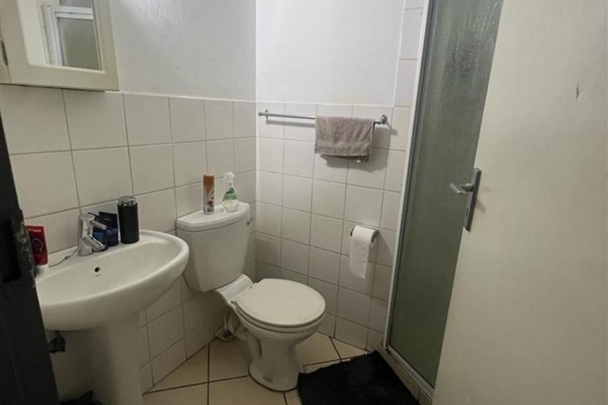 Apartment For Sale in Fransville, Witbank - Photo 5