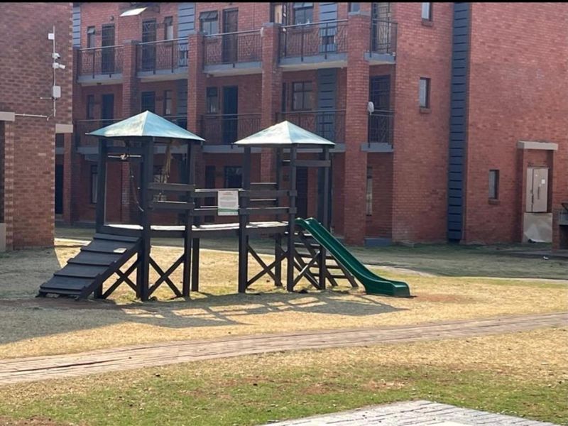 Apartment For Sale in Wonderpark Estate, Karenpark, Akasia - Photo 2