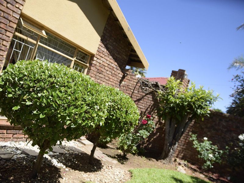 The Perfect Place to Begin Your Family Story - Photo 4