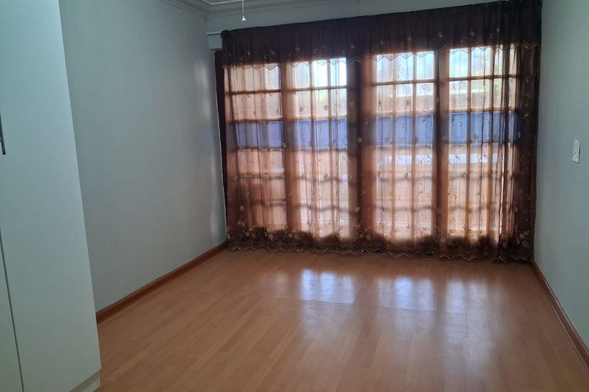Commercial Property For Sale in Bo-dorp, Rustenburg Central, Rustenburg, North West - Photo 2
