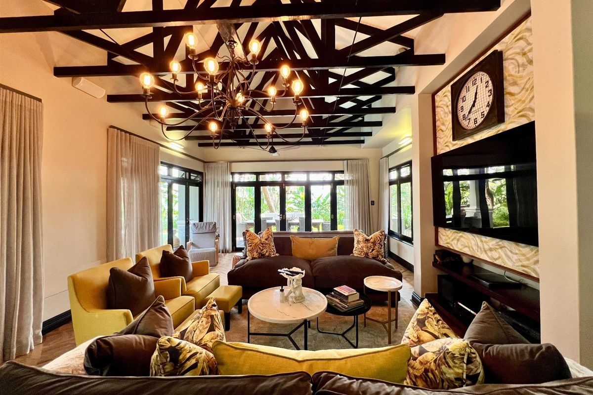 A 4 Bedroom Elegant Retreat in Zimbali Estate, Ballito, KwaZulu Natal - Photo 4