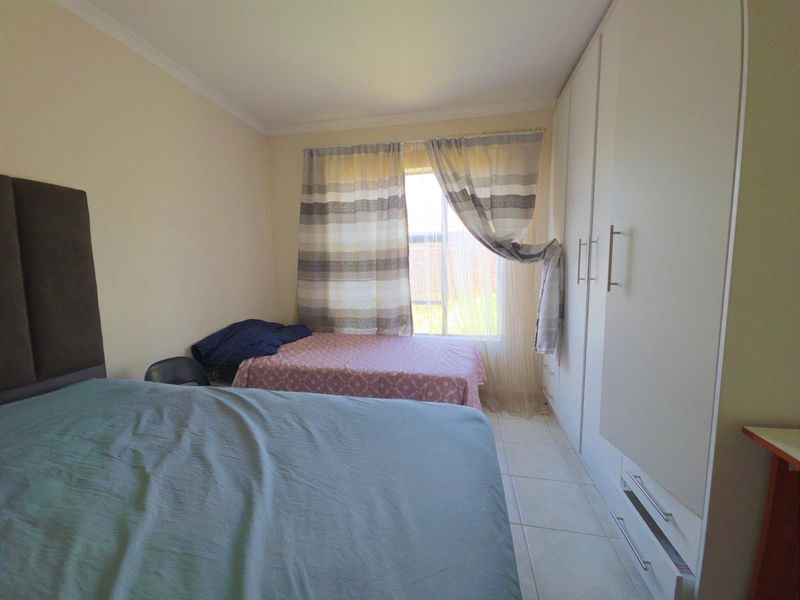 Semi-Attached Two Bedroom House for sale in Mandela View - Photo 8