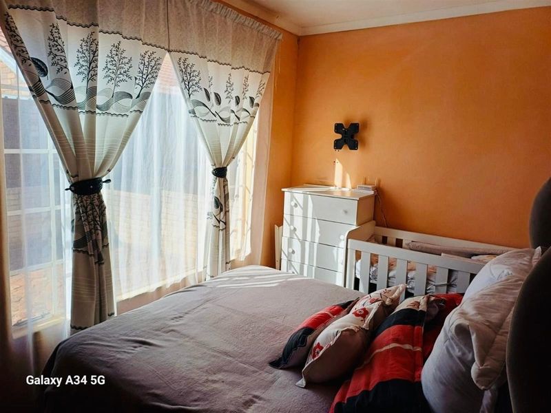 2 Bedroom Townhouse For Sale in The Orchards, Akasia - Photo 7