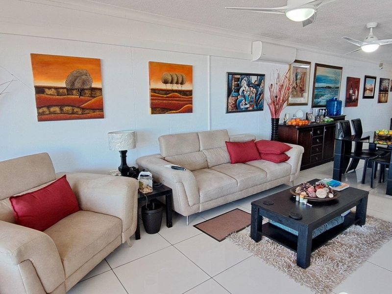 Luxury 3 bedroom Apartment For Sale in Uvongo Beach, Margate, KwaZulu Natal - Photo 5