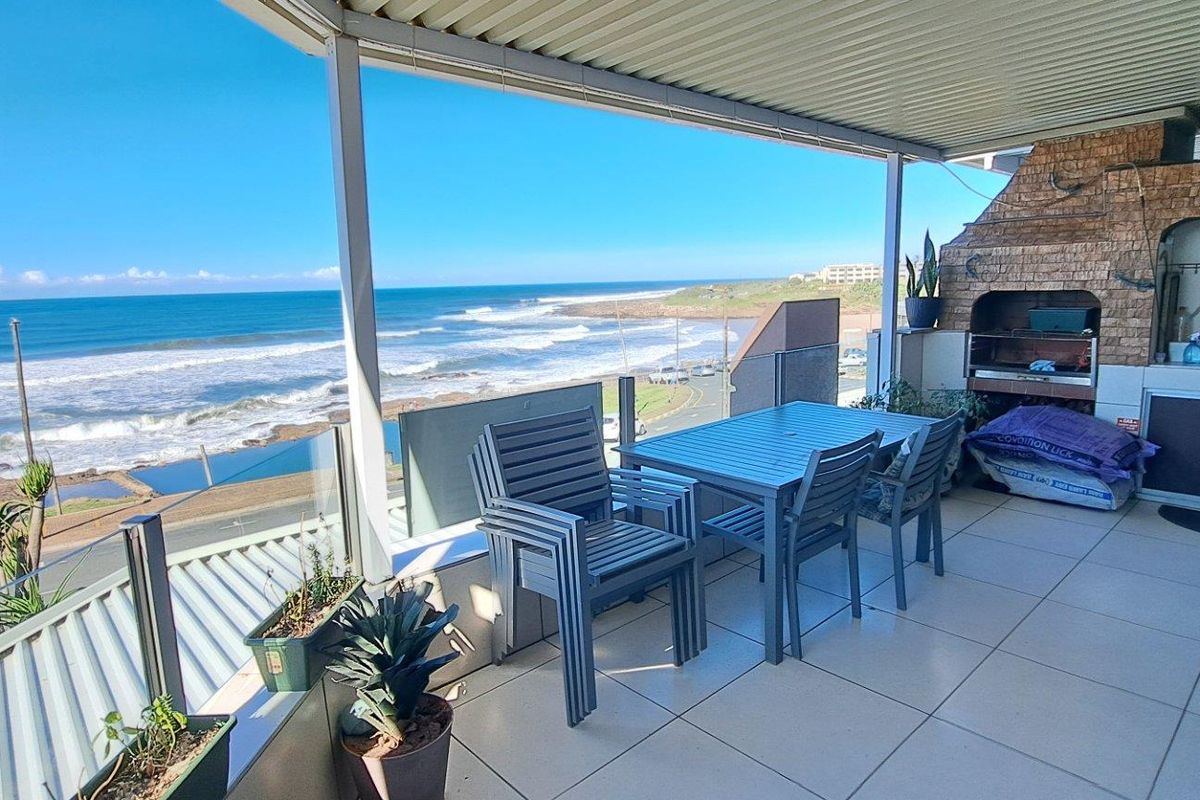 Luxury 3 bedroom Apartment For Sale in Uvongo Beach, Margate, KwaZulu Natal - Photo 2