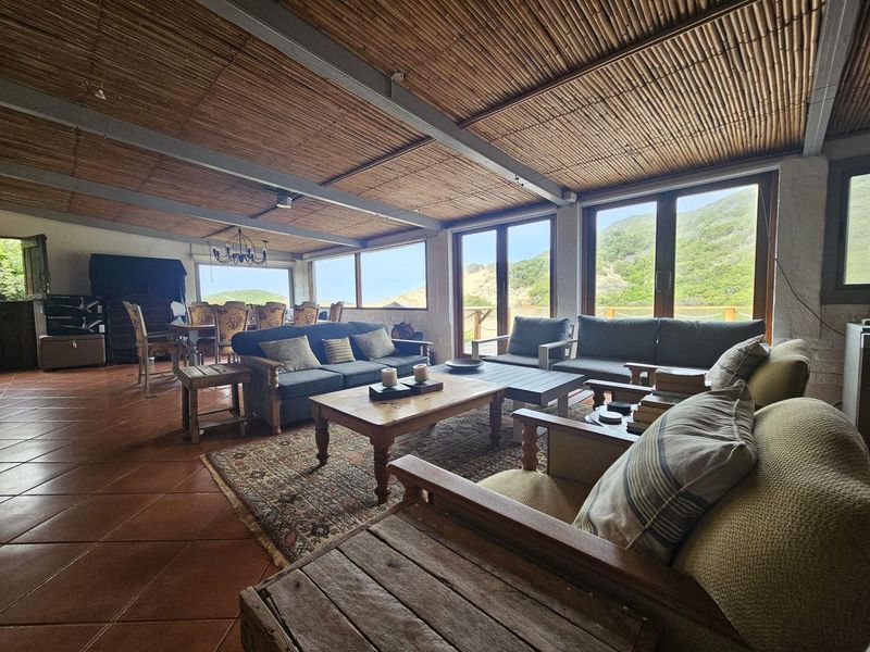 Riverfront 4 Bedroom Home Investment! - Photo 4