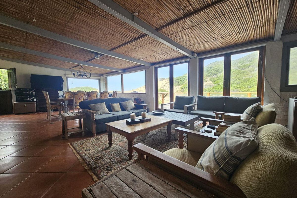 Riverfront 4 Bedroom Home Investment! - Photo 4