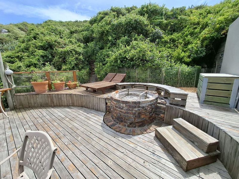 Riverfront 4 Bedroom Home Investment! - Photo 3