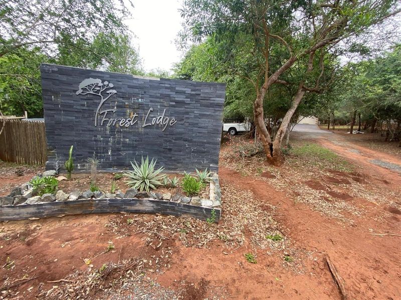 Elegant Safari Lodge in Hluhluwe - Where Luxury Meets the Wild - Photo 3