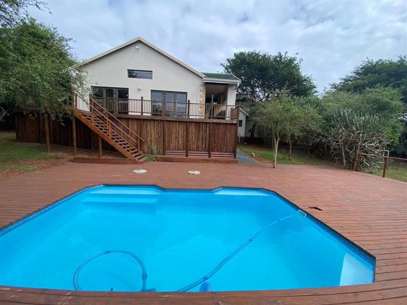 Elegant Safari Lodge in Hluhluwe - Where Luxury Meets the Wild - Photo 2