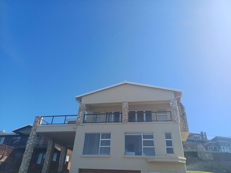 House For Sale in Jongensfontein, Stilbaai - Photo 2
