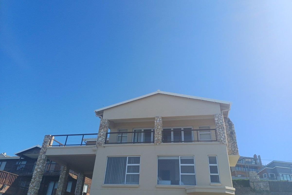 House For Sale in Jongensfontein, Stilbaai - Photo 2