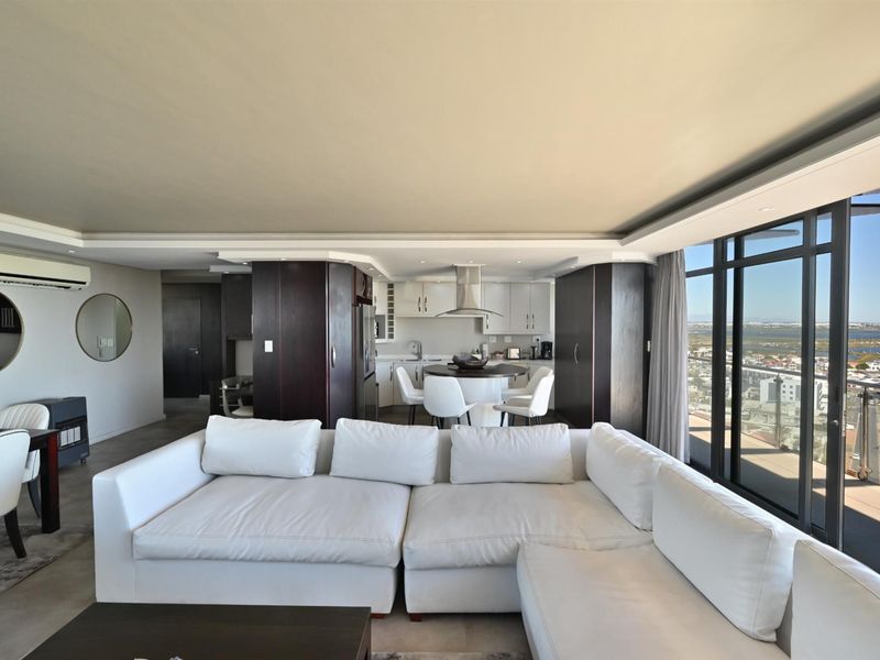 Penthouse For Sale in Beachfront, Table View, Blouberg - Photo 7