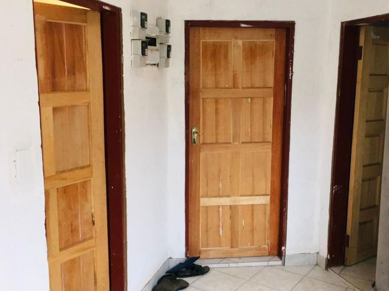 2 Bedroom House For Sale in Lehae, Johannesburg - Photo 10