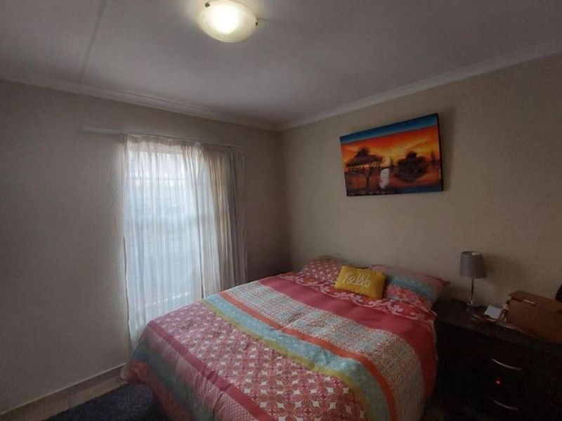 3 bed 1 bath separate toilet house - Photo 9