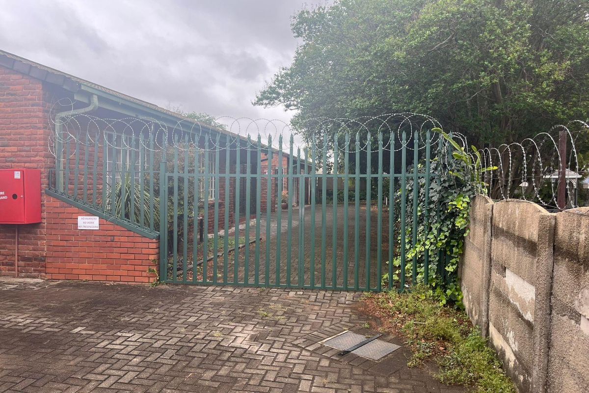 Townhouse For Sale in Newcastle, KwaZulu Natal - Photo 4