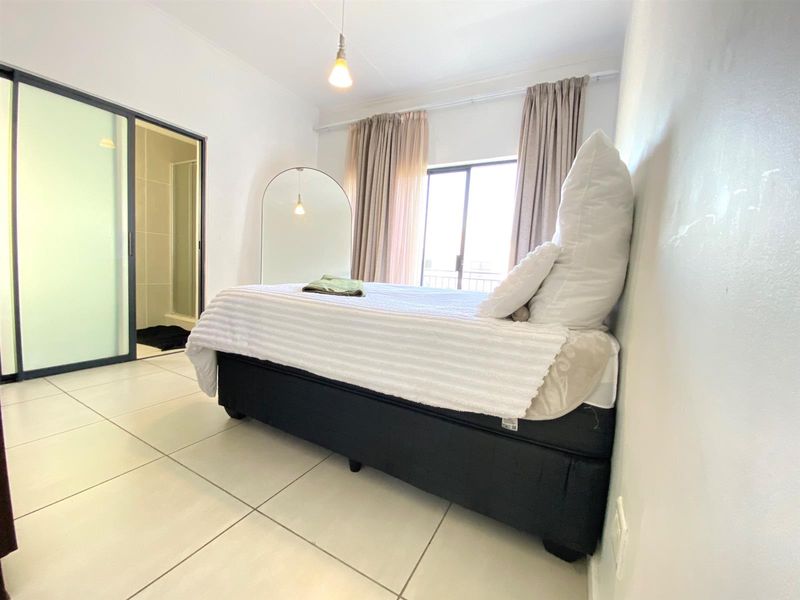 2 bedroomed apartment for sale in Greenstone Hill - Photo 9