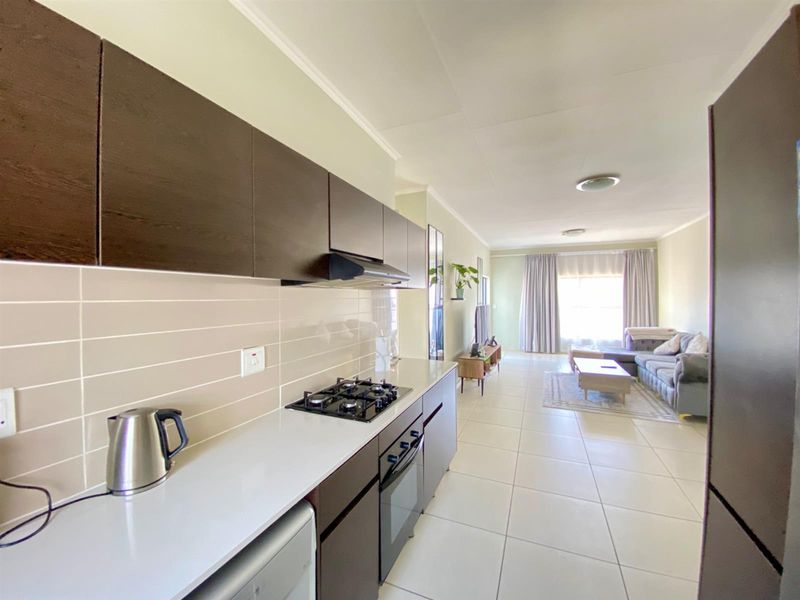 2 bedroomed apartment for sale in Greenstone Hill - Photo 4