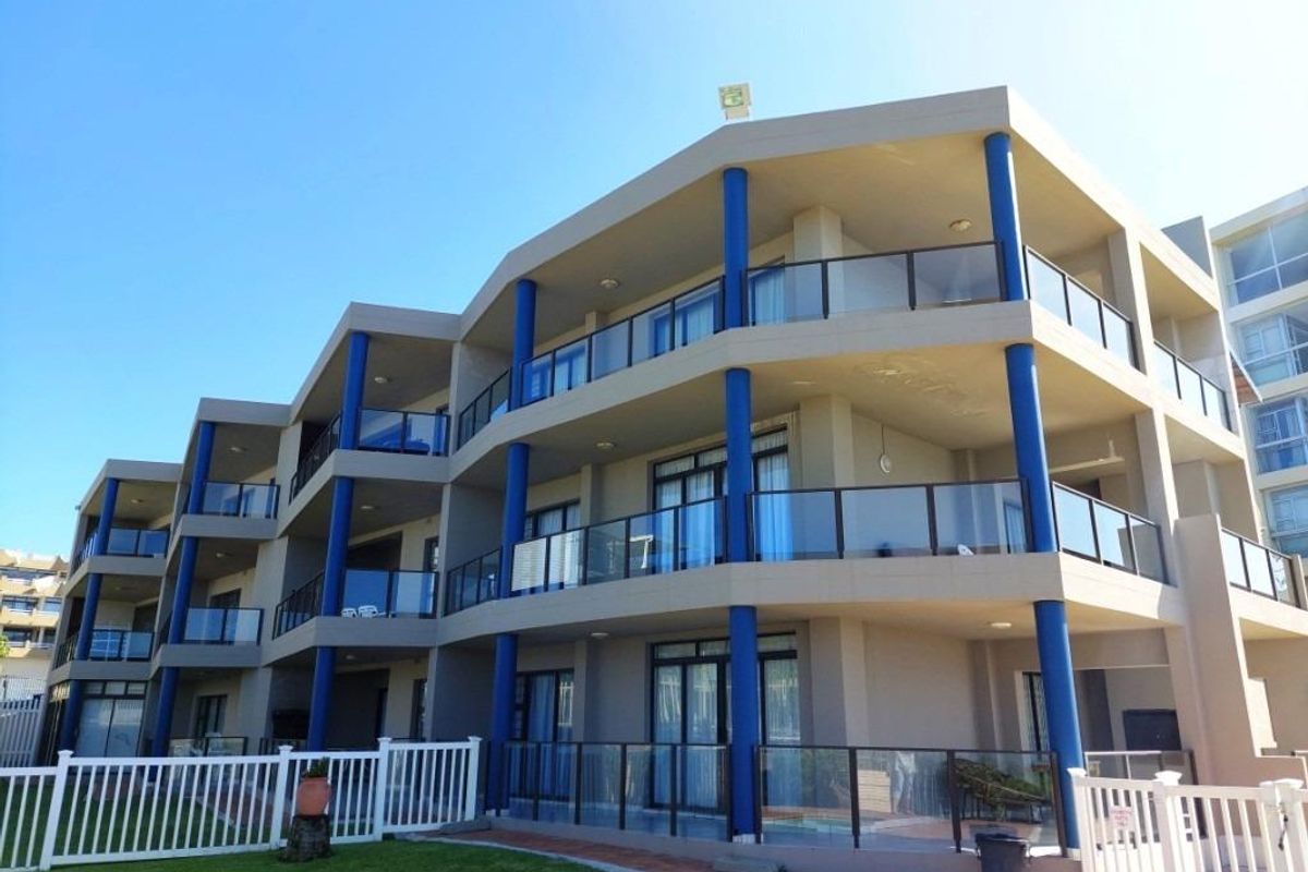 2 Bedroom Apartment For Sale in Manaba Beach - Photo 2