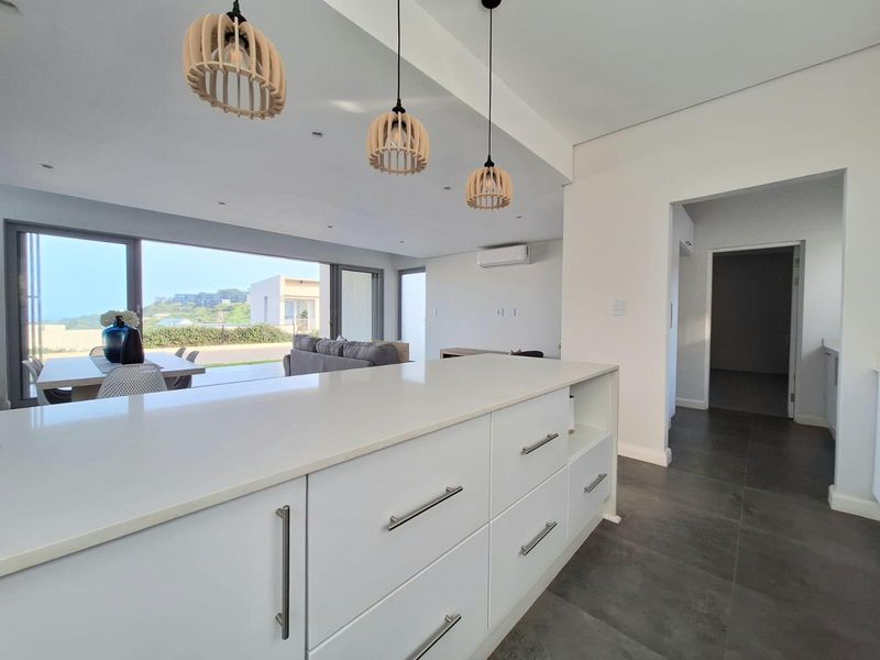 Modern Free-standing Duplex with Sea Views in Zululami Luxury Coastal Estate - Photo 6