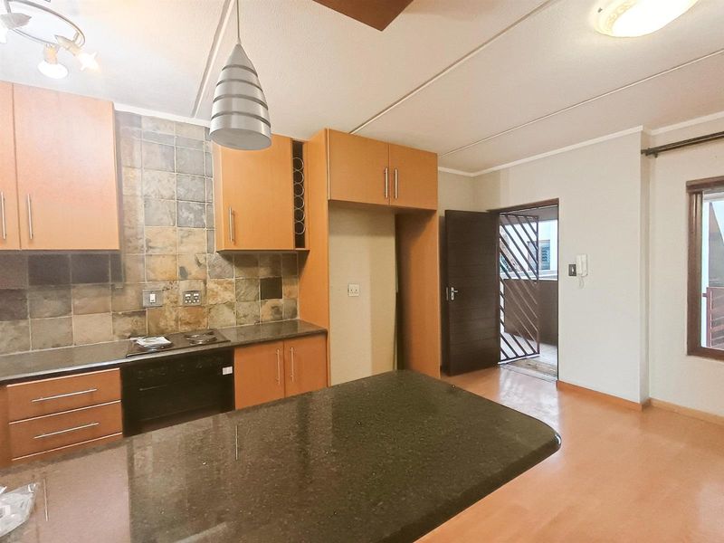 Modern 1 Bedroom Apartment in Morninghill, Bedfordview | Perfect Starter Home or Investment - Photo 2