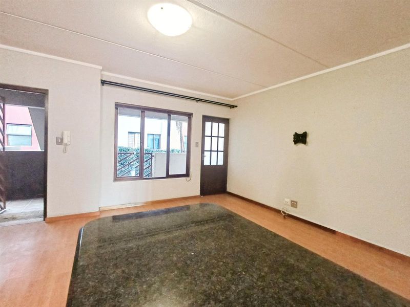 Modern 1 Bedroom Apartment in Morninghill, Bedfordview | Perfect Starter Home or Investment - Photo 10