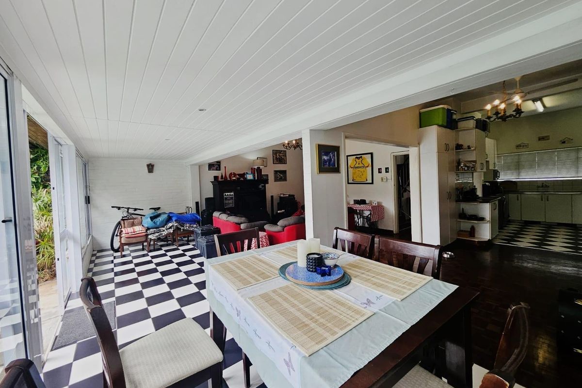 Apartment For Sale in Glenwood, Durban, KwaZulu Natal - Photo 3