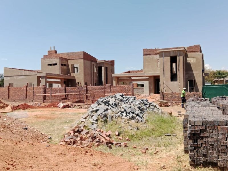 Open Stand for sale in Zambezi Manor Estate,open to offers - Photo 4