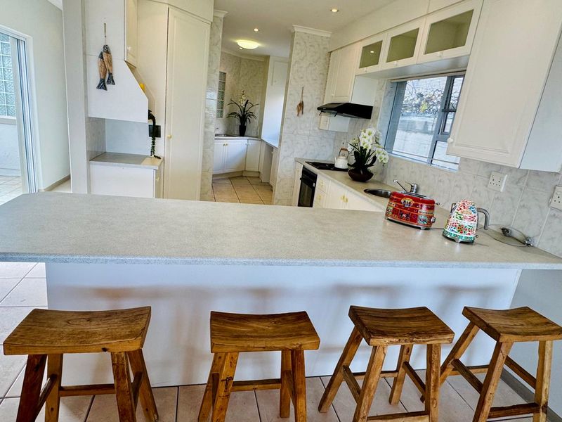 Exquisite beachfront home in Langebaan - Photo 7