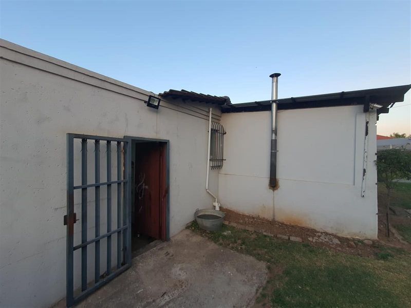 House To Rent in Hoeveld Park, Witbank - Photo 10