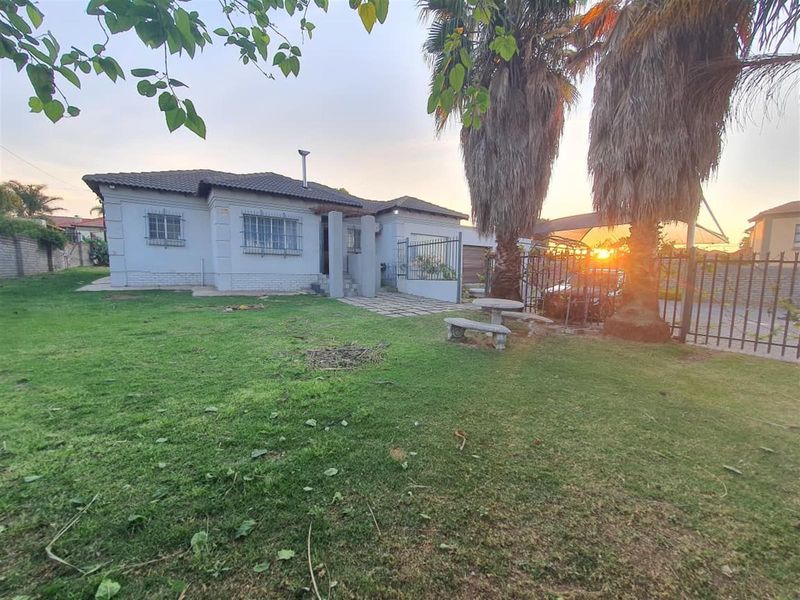 House To Rent in Hoeveld Park, Witbank - Photo 6