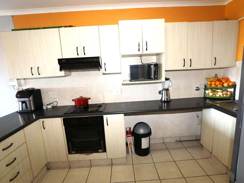 Duplex For Sale in New Germany, Pinetown, KwaZulu Natal - Photo 10