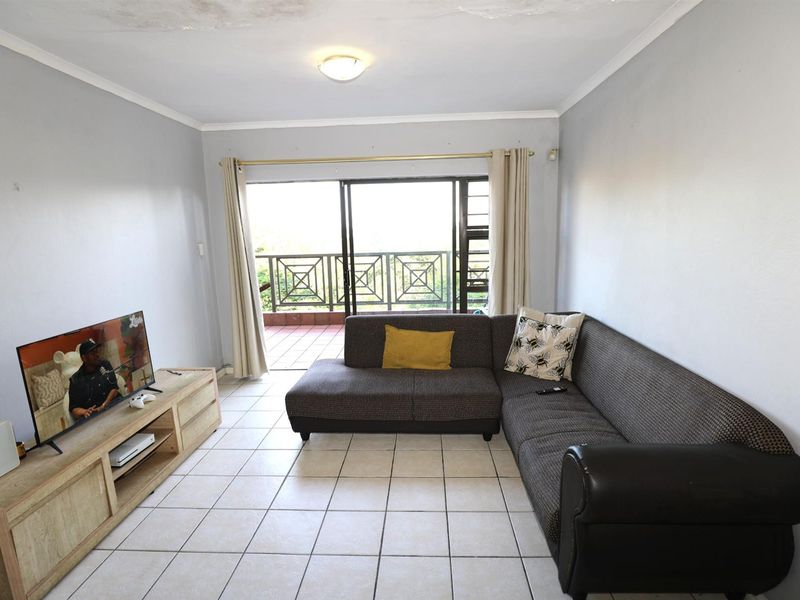 Duplex For Sale in New Germany, Pinetown, KwaZulu Natal - Photo 7