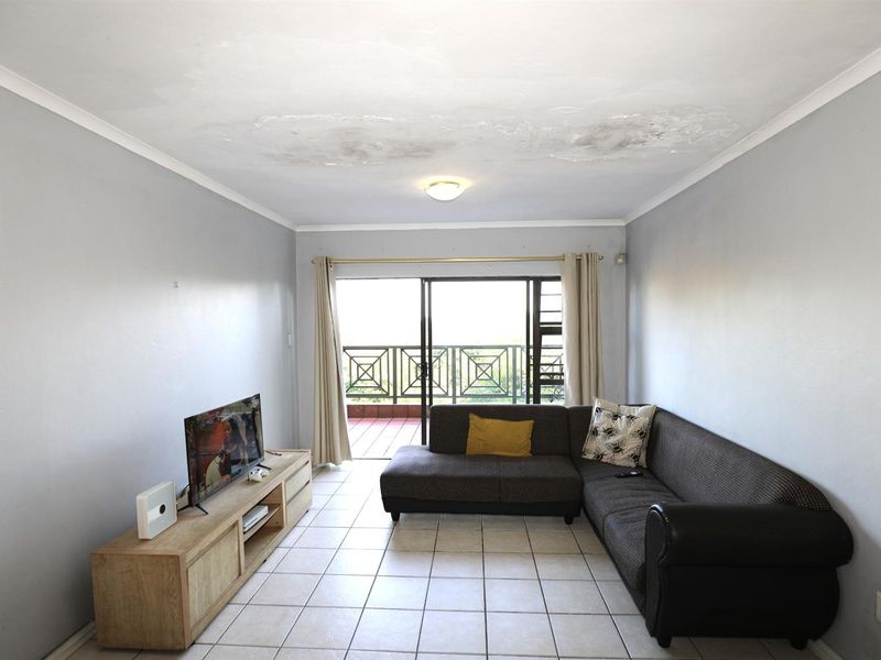 Duplex For Sale in New Germany, Pinetown, KwaZulu Natal - Photo 6