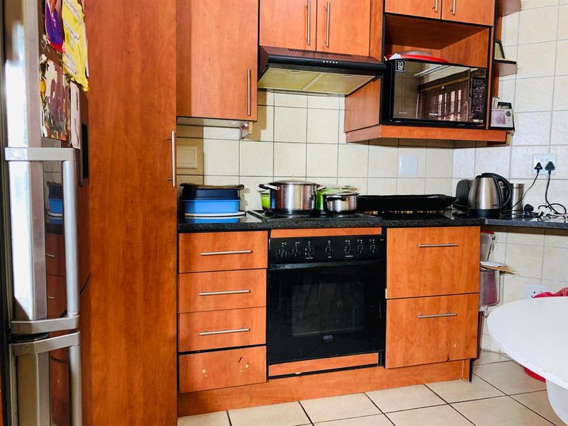 2 Bedroom Ground-floor Apartment For Sale in Heatherview, Akasia - Photo 7