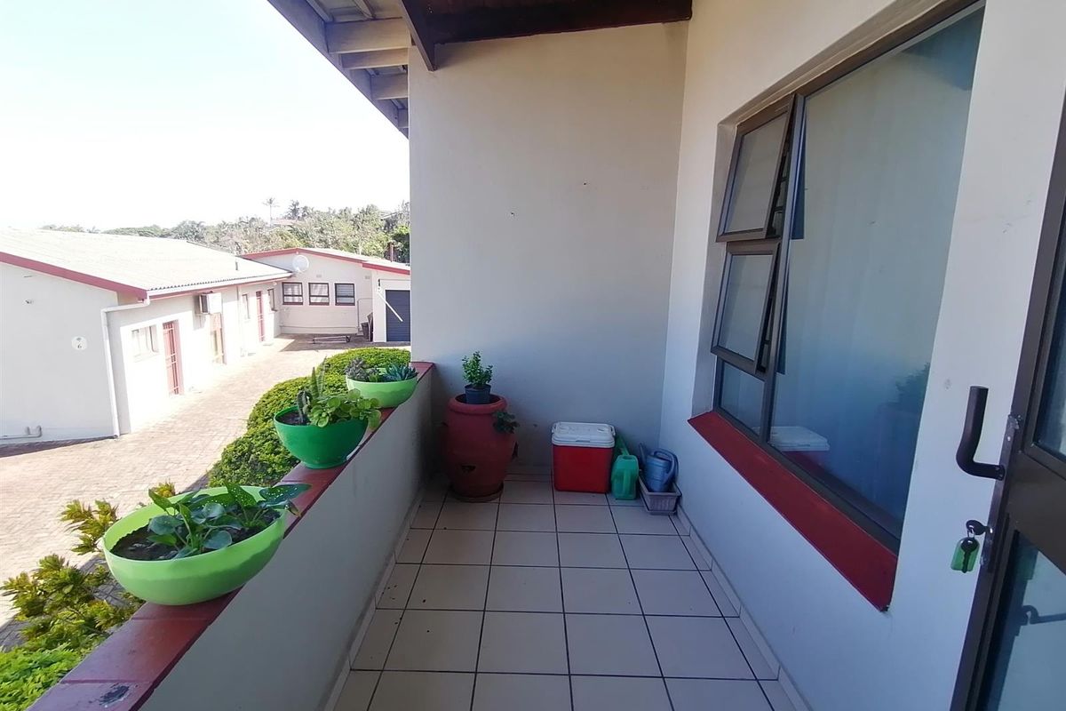 Shelly Beach, Perfect Coastal Retreat - Ideal for Holidays or Retirement - Photo 2