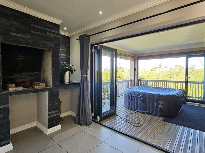 House For Sale in Jeffreys Bay - Photo 10