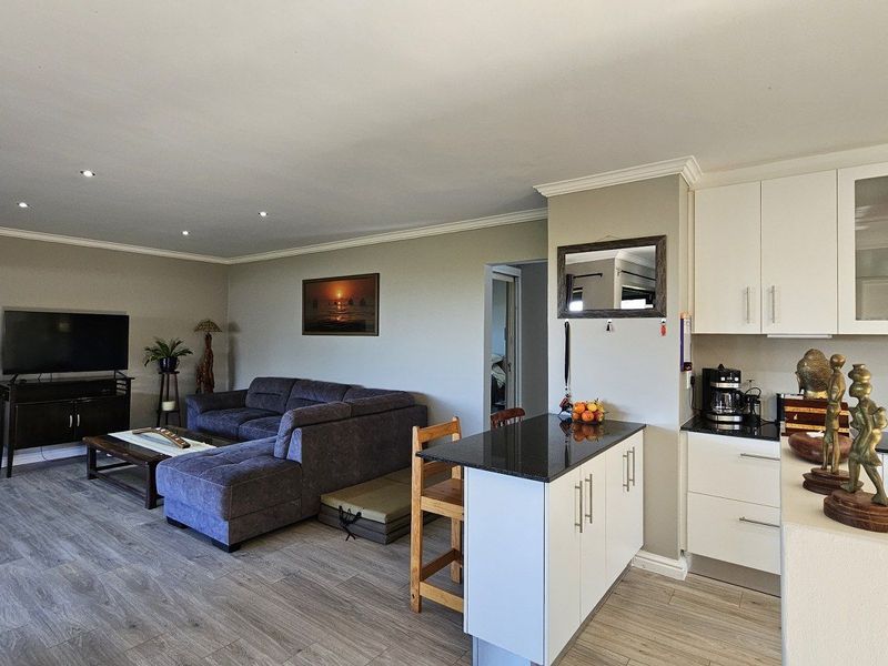 House For Sale in Jeffreys Bay - Photo 9