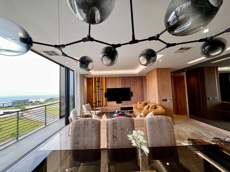 Stunning 3 Bedroom Apartment - Photo 9