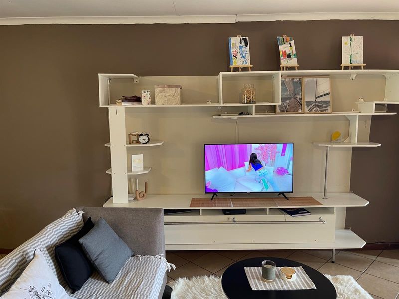 Cosy Apartment Up For Grabs in Swan-Ridge Estate!!! - Photo 10