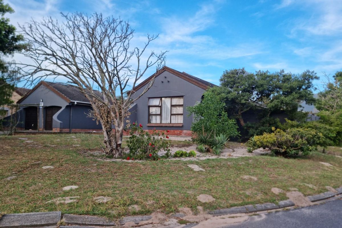 5 Bedroomed House For Sale in Welgelegen 1, Welgelegen, Parow - Photo 2