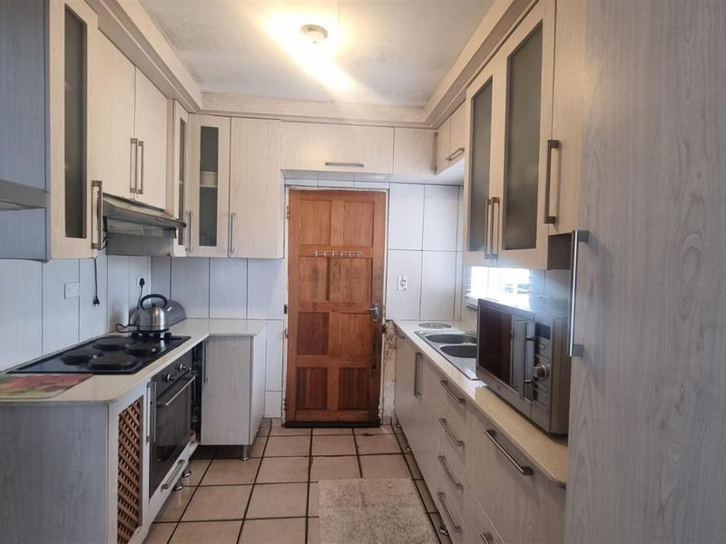 House For Sale in Kingsview Ext 3, Kingsview, White River - Photo 2