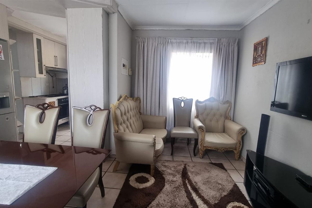 House For Sale in Kingsview Ext 3, Kingsview, White River - Photo 4