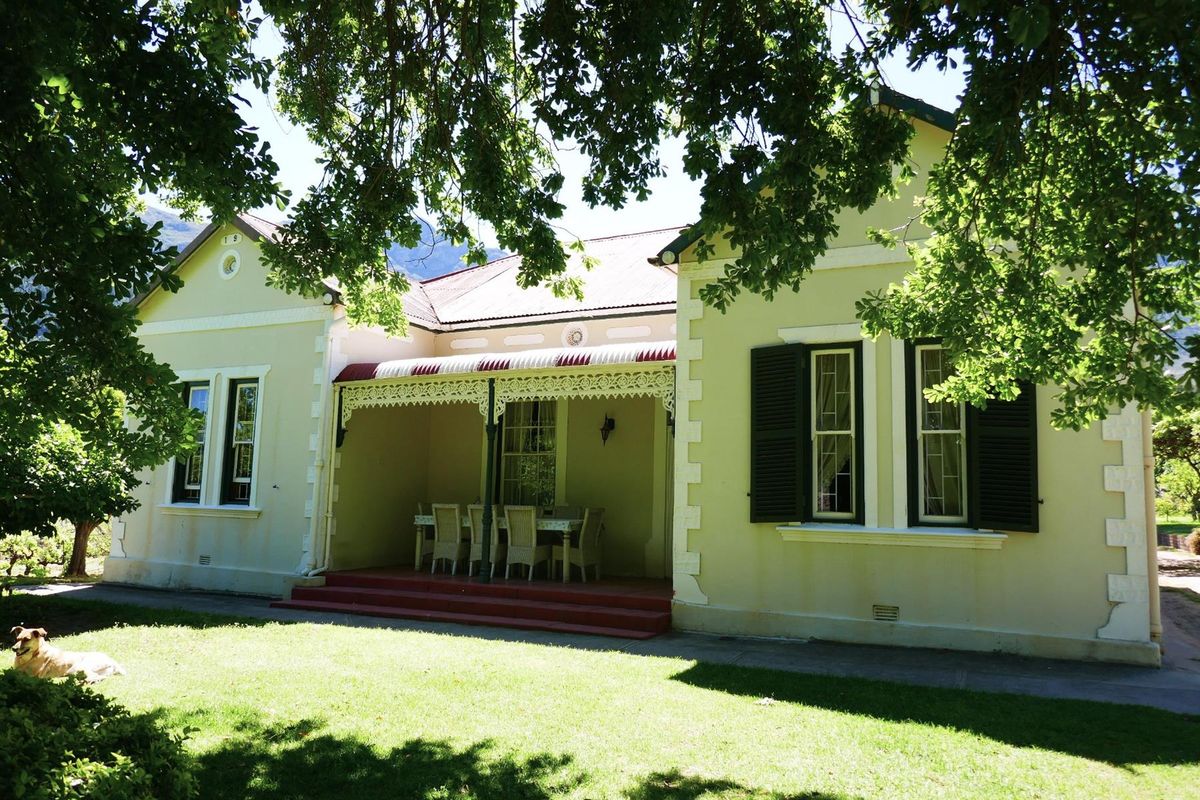 A Heritage Retreat in the Heart of Franschhoek’s Wine Valley - Photo 4