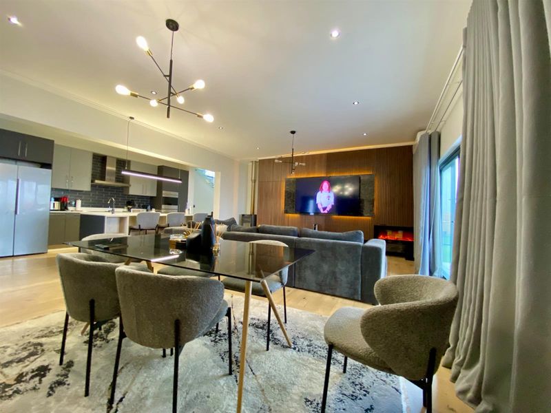 3 Bedroom Home For Sale in Bryanston, Sandton - Photo 8