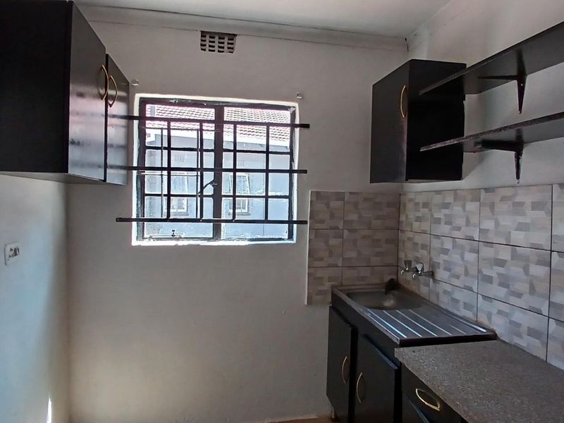 Spaious Apartment To Rent in Dalpark Proper, Dalpark, Brakpan - Photo 4