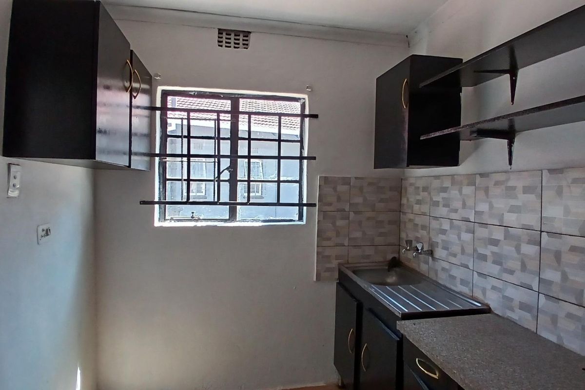 Spaious Apartment To Rent in Dalpark Proper, Dalpark, Brakpan - Photo 4