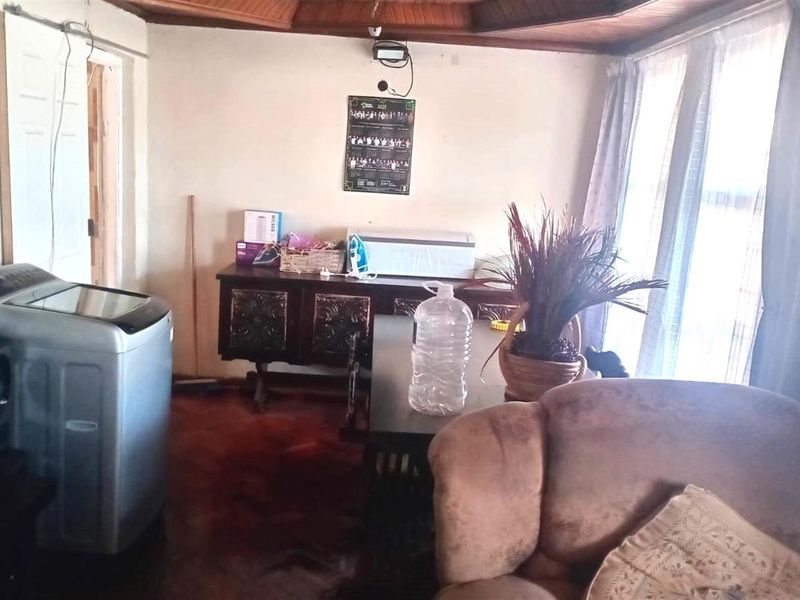 House For Sale in Kwazakhele, Port Elizabeth - Photo 7